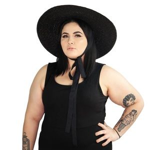 Agashi Goth In The Wind Hat